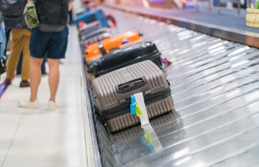 Cellular connectivity for airport baggage tracking and handling