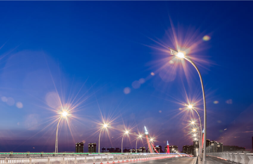 cellular-based intelligent lighting solution, that integrates 4G LTE connectivity into each LED streetlamp concept 