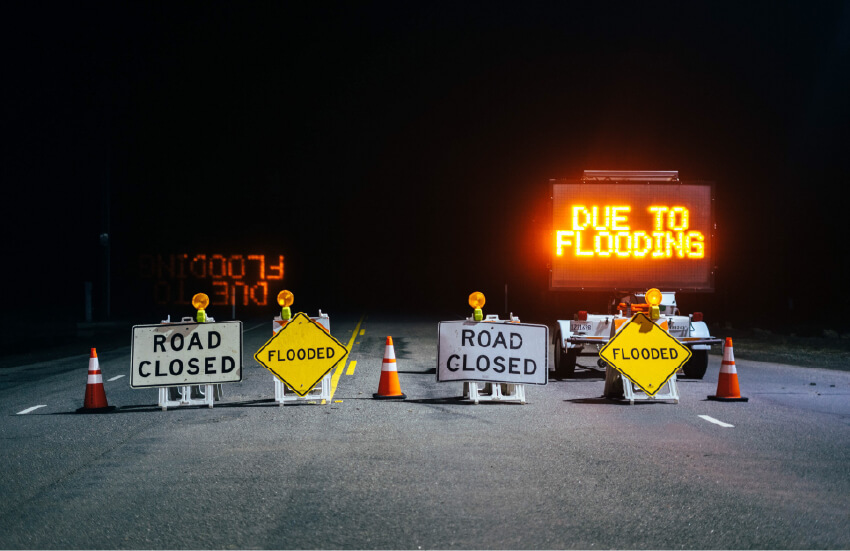 Work-zone operations use cellular connectivity to give operators a live picture of what’s happening in the zone, spot forming queues and warn drivers early