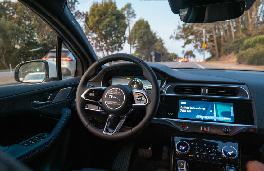 Webbing supports connected ADAS and autonomous driving programs by improving coverage continuity, reducing dependency on any single operator, and enabling more stable low-latency connections for vehicle data flows.