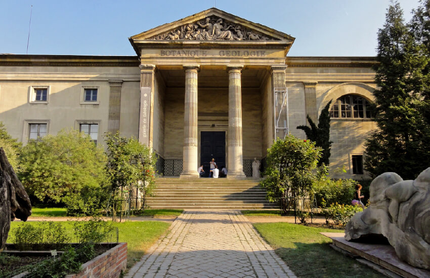 Paris Fashion Week shows are often staged either in existing spaces like the Picasso Museum, a former military hospital, the Gallery of Mineralogy and Geology, a luxury hotel, or in custom-built venues set up in picturesque locations such as Montmartre or the Jardin des Tuileries.