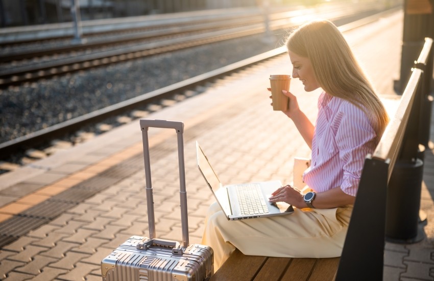 Webbing delivers a powerful end-to-end connectivity solution that simplifies device management, maximizes uptime and keeps your teams securely connected